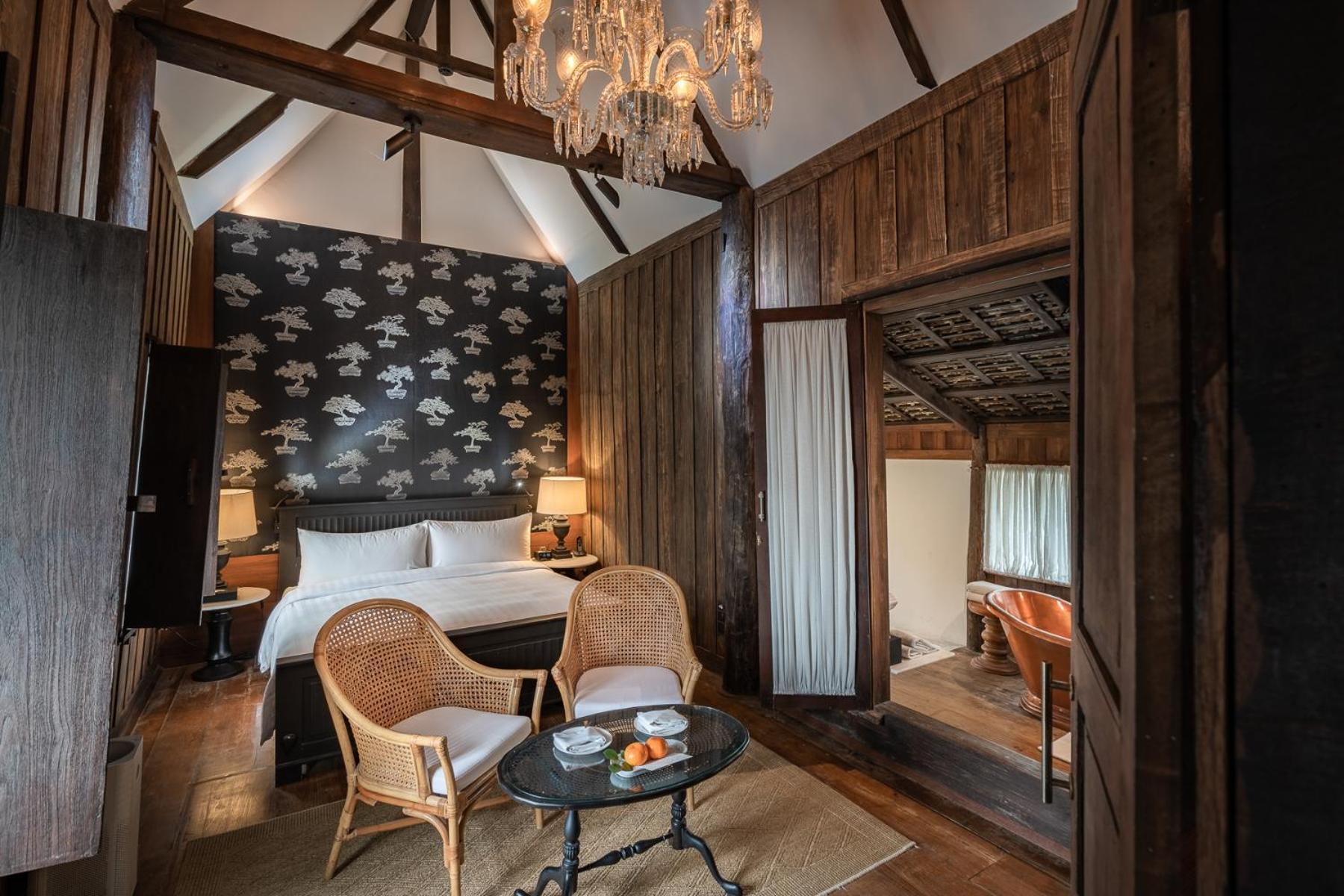 Resor Mahabhirom - Sha Chiang Mai